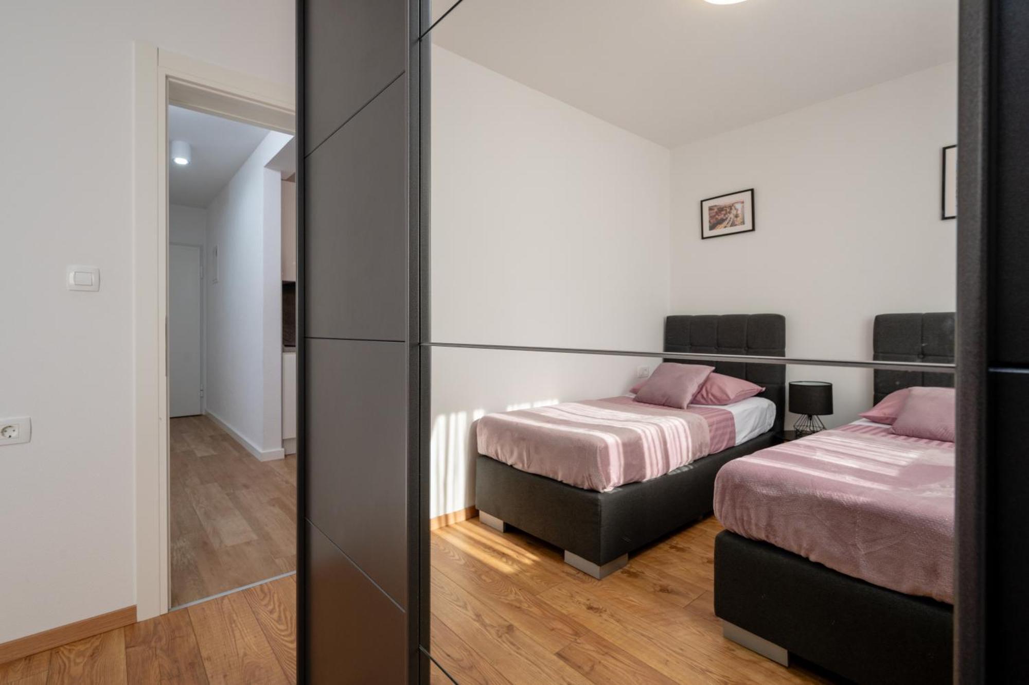 Apartment Ivi Trogir Ngoại thất bức ảnh