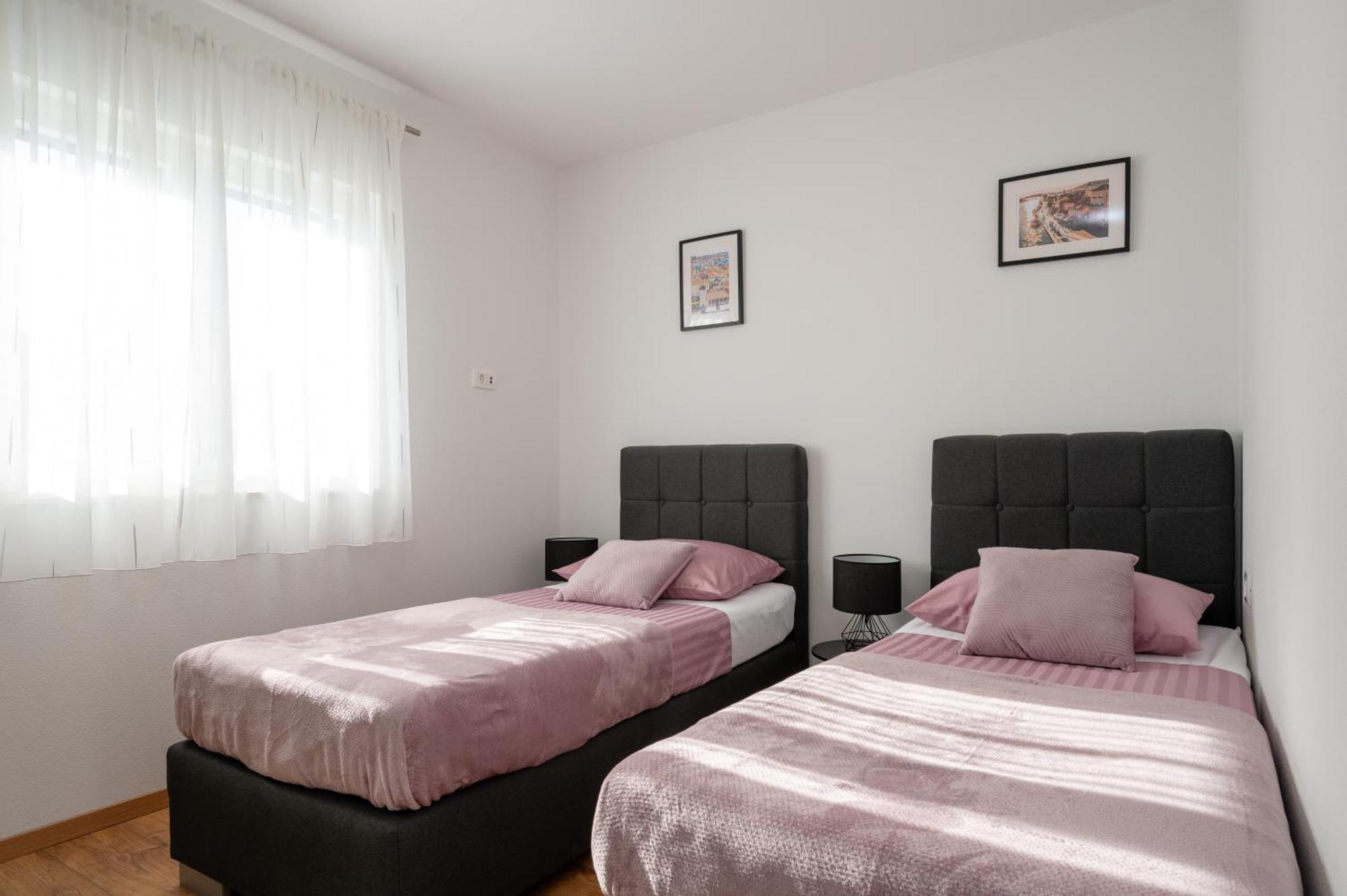 Apartment Ivi Trogir Ngoại thất bức ảnh